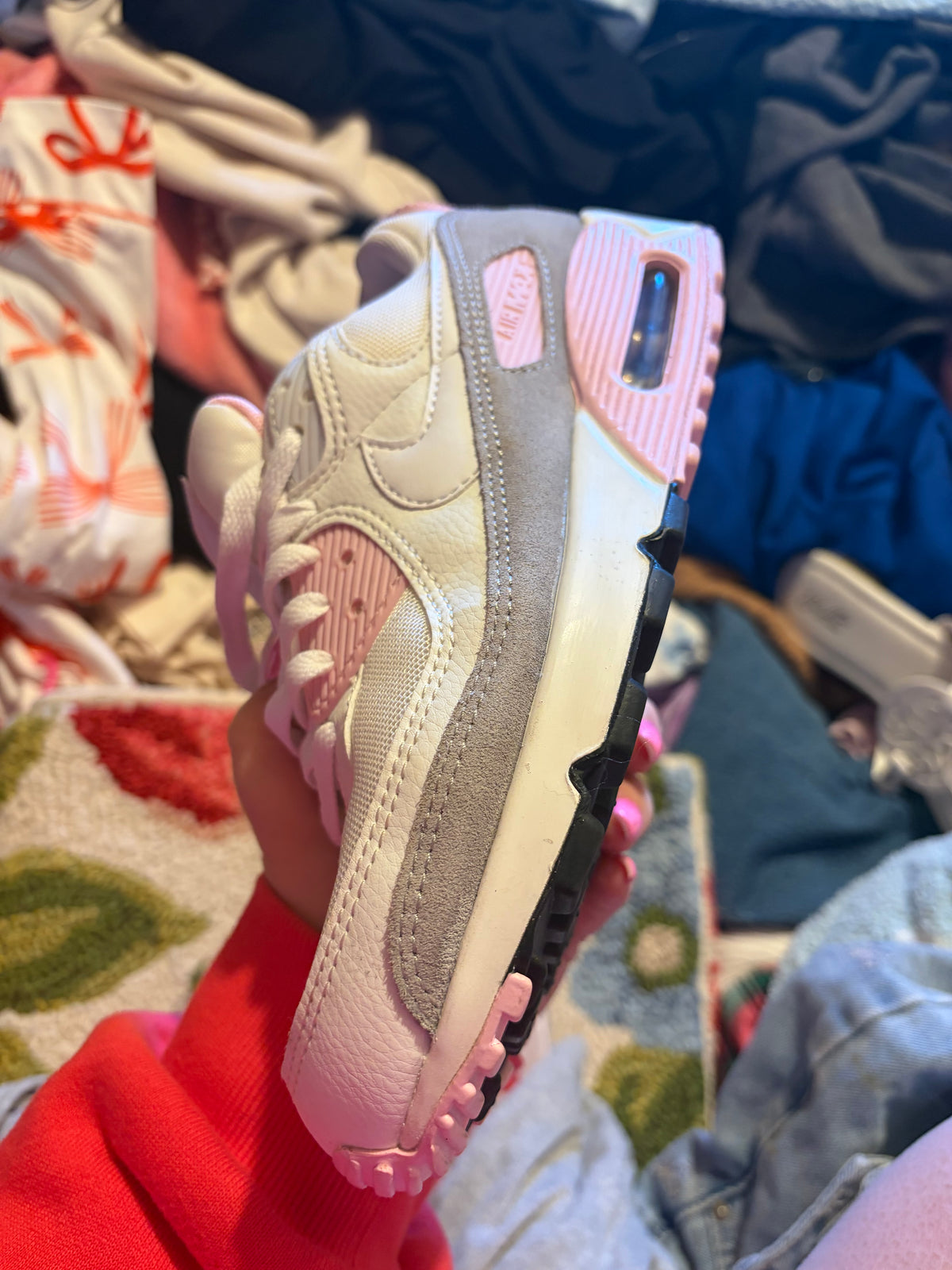Nike Limited Edition NEVER WORN Size 8 Womens