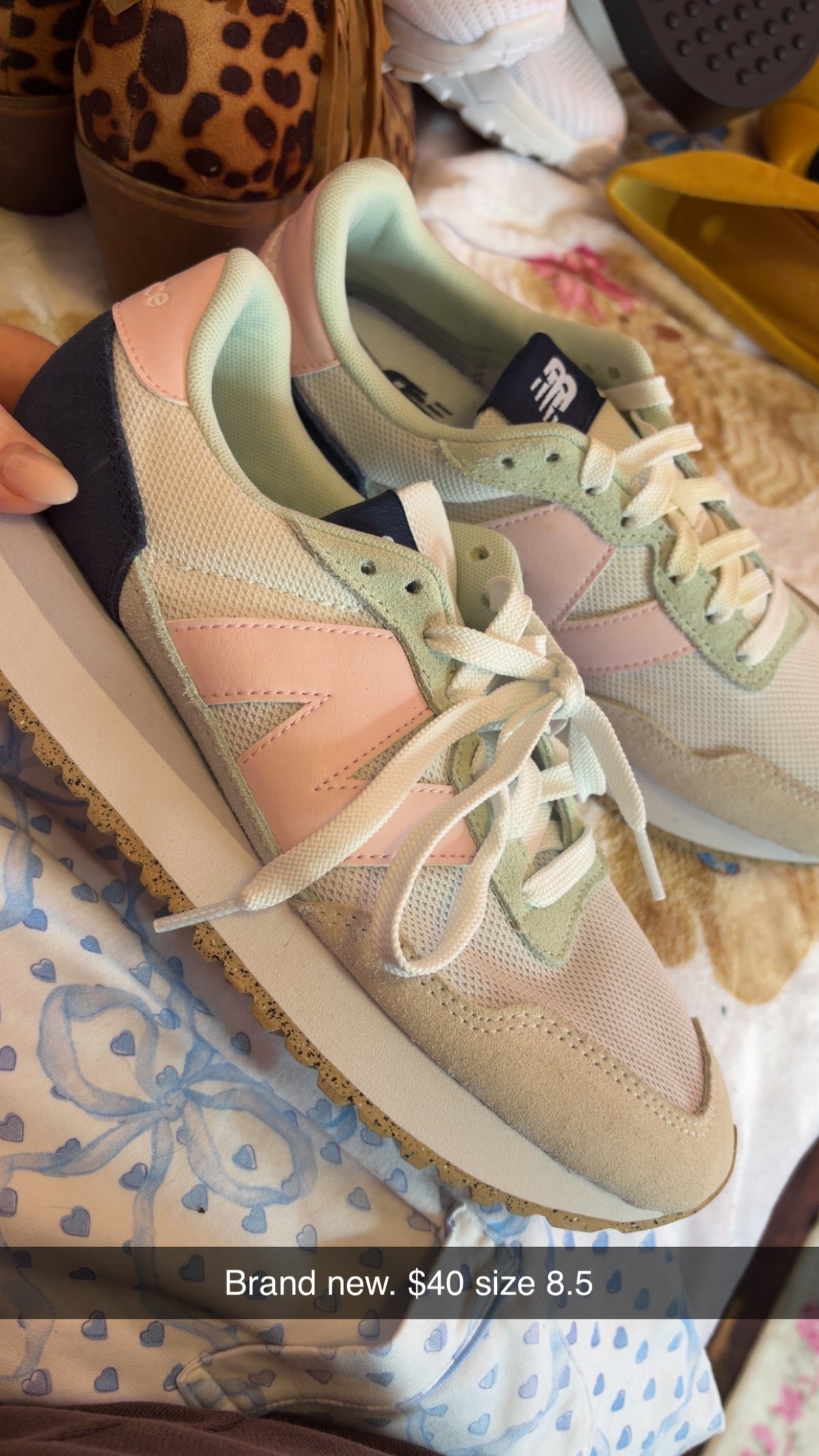 New Balance Women’s NEW 8.5